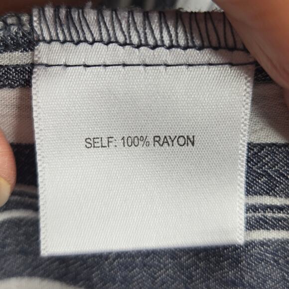 JANE & DELANCY Striped Grey & White Collared Button Down Long Sleeve Size 1X - Picture 9 of 10